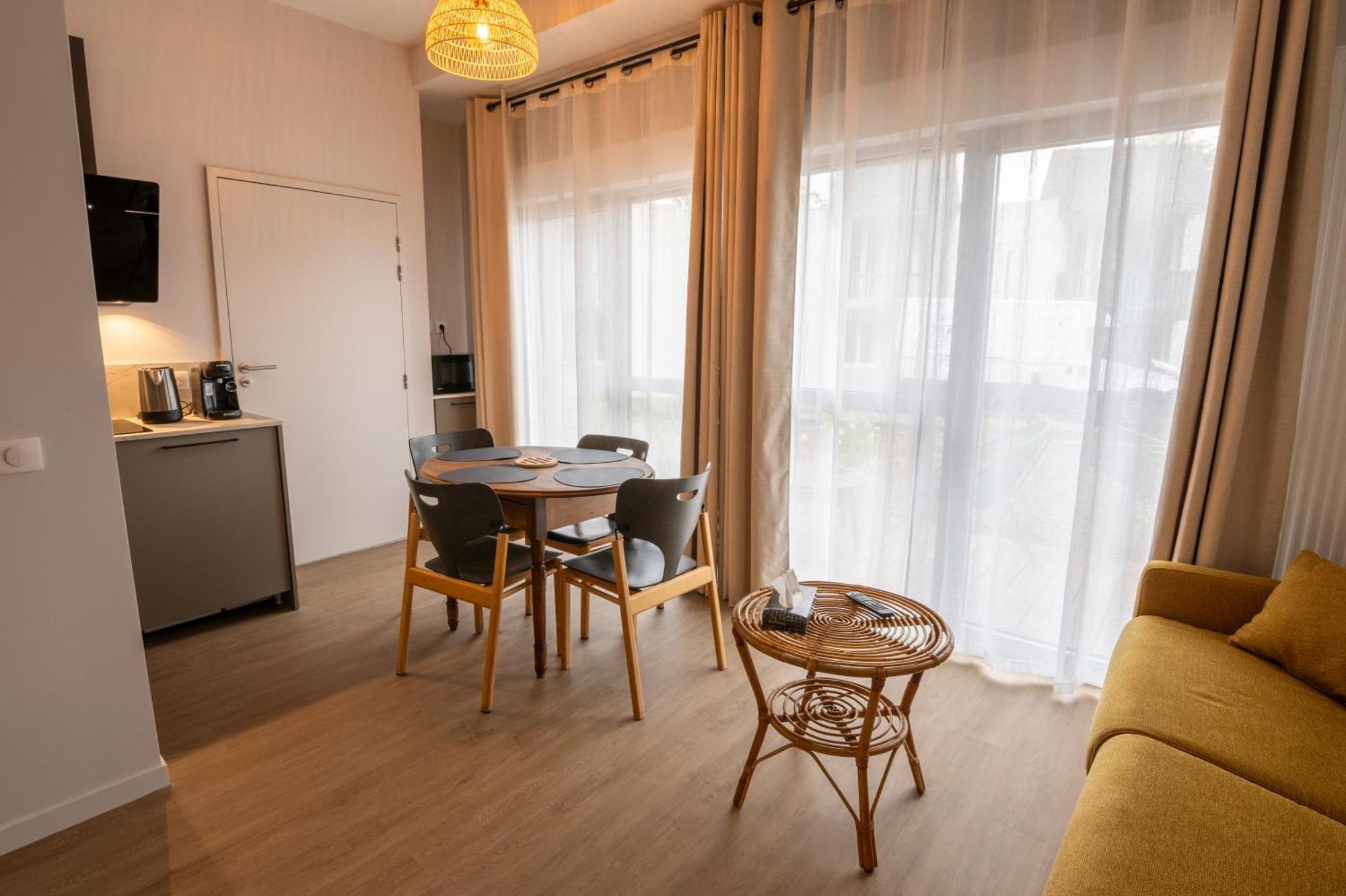 The Originals City, Ara Hotel, Landerneau Bagian luar foto